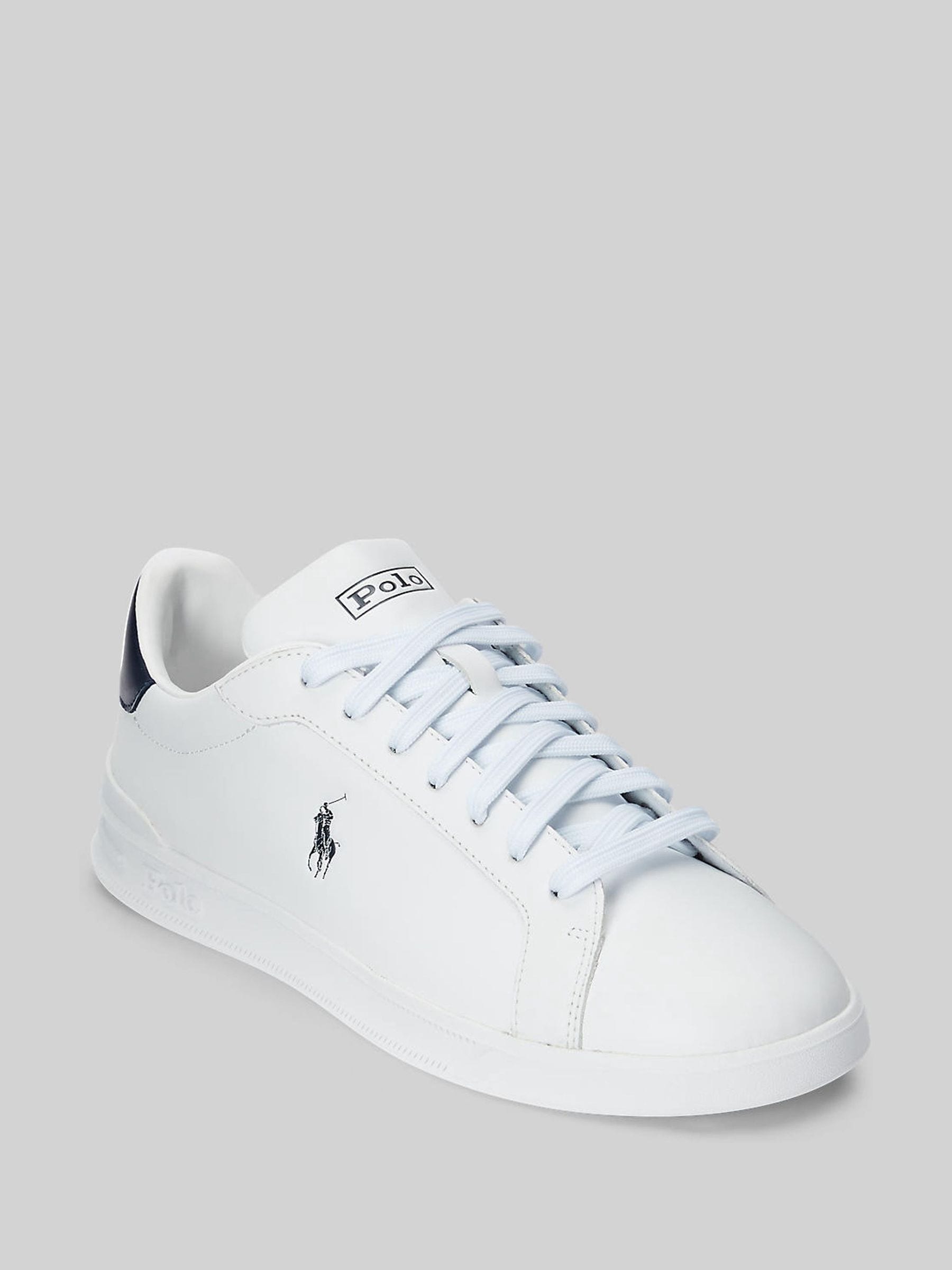 Przeglądaj Biały/niebieski - Polo Ralph Lauren Leather Heritage Court II  Trainers from Next Poland