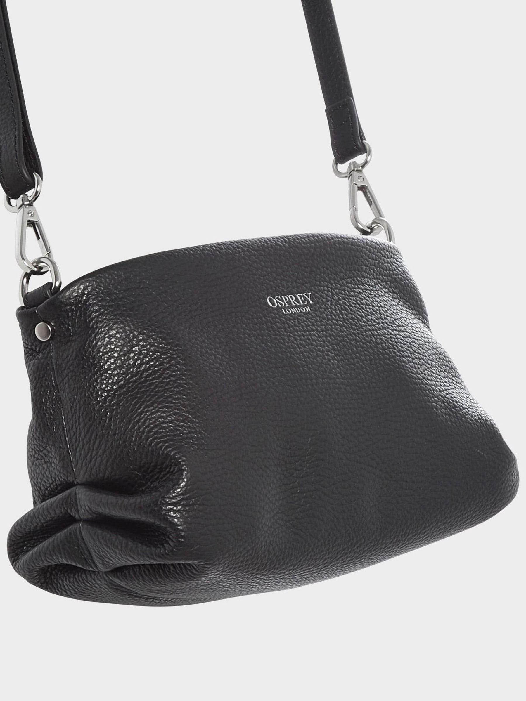 パリッと本革のノットバッグ（ブラック）手首に通して軽やかに 121311 Next：日本 ブラック - Osprey London The Carina Shrug イタリアン