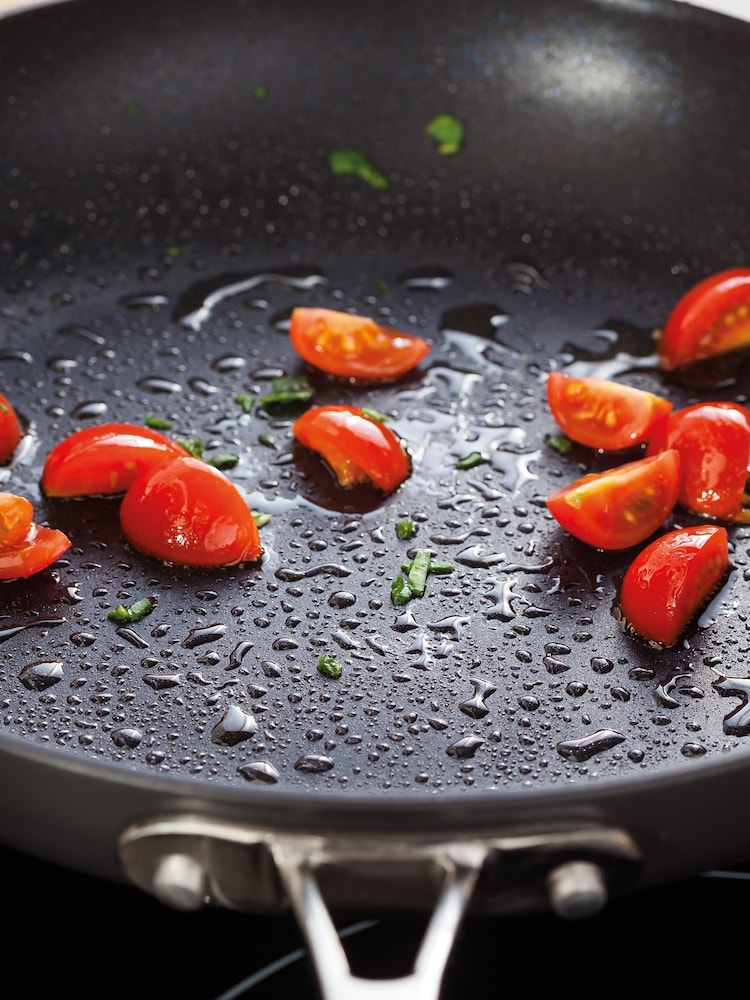 Stellar Silver Hard Anodised Non Stick 5 Piece Saucepan Set - Image 4 of 4