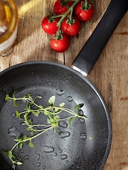 Judge Silver Vista Non Stick Frying Pan 24cm - Image 2 of 2