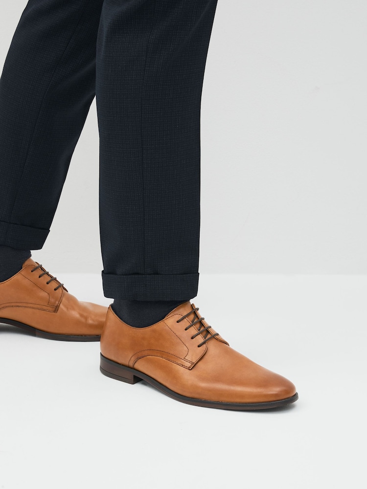 Marron fauve - Chaussures Derby en cuir à bout rond - Image 1 of 6