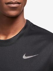 Svart - Nike Dri-FIT Legend träningsväst - Bild 3 av 3