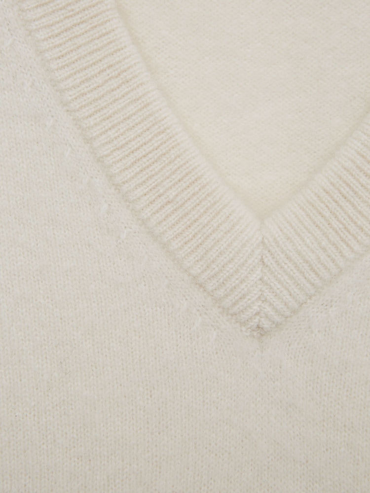 Reiss Ecru Fiji 4-9 yrs Wool Blend Knitted Vest - Image 7 of 7 Reiss Ecru Fiji 4-9 yrs Wool Blend Knitted Vest - Image 7 of 7