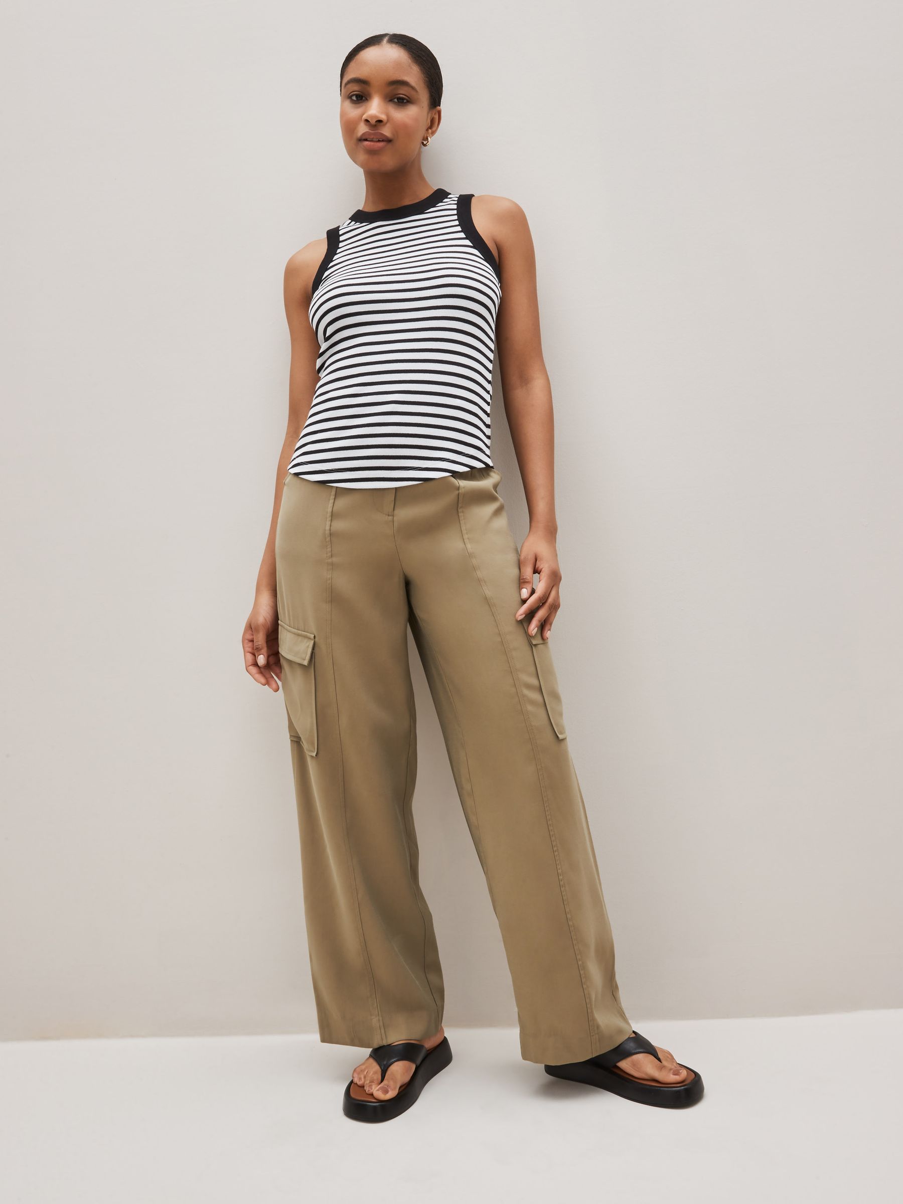 Black and White Stripe Knot Front Tee (1-2-2-2) main image 1