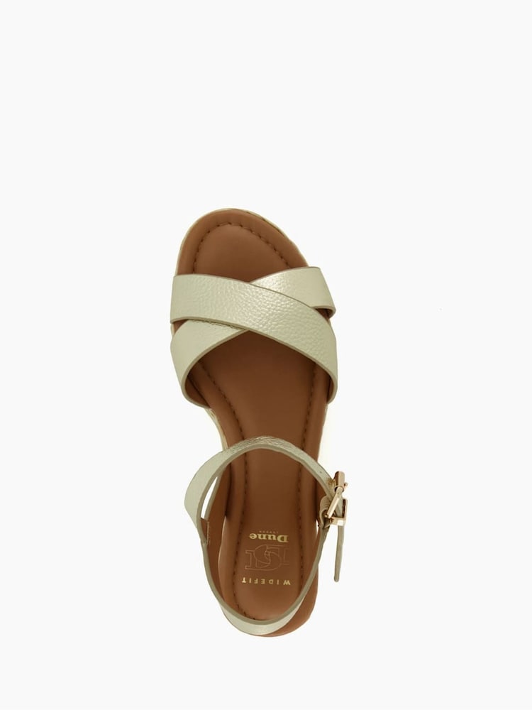 Gold - Dune London Linnie Sandalen mit dicker Sohle und überkreuzten Riemen - Bild 6 von 6 Gold - Dune London Linnie Sandalen mit dicker Sohle und überkreuzten Riemen - Bild 6 von 6
