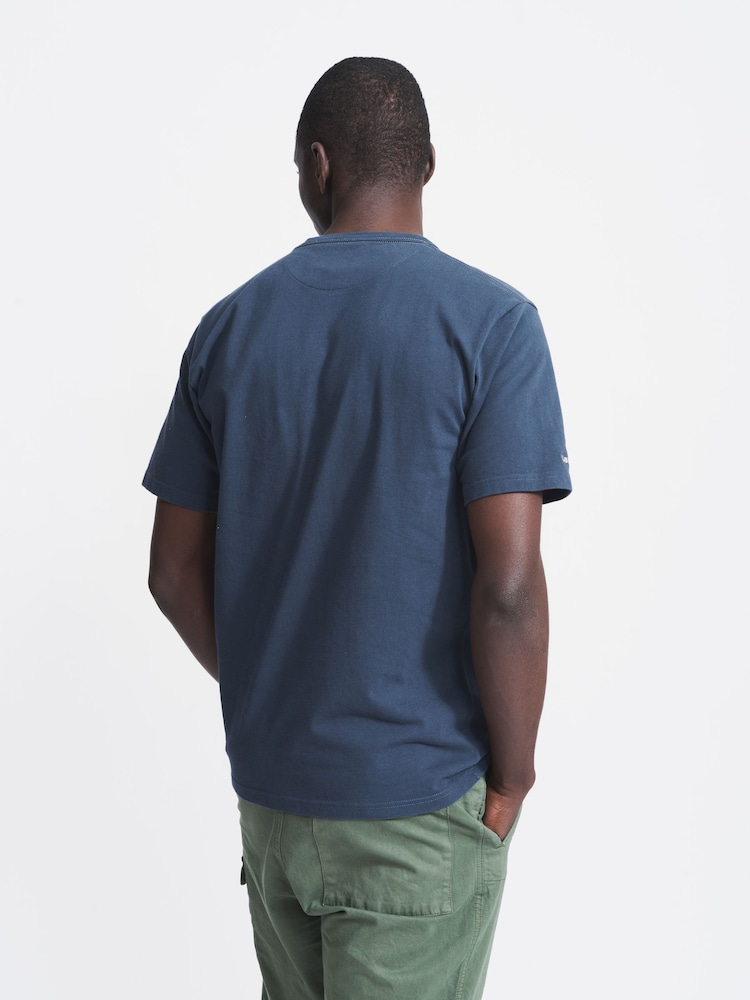 Marineblau - Aubin Newburgh T-Shirt im Relaxed Fit - Bild 2 von 4