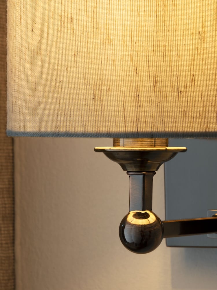 Bronze Blenheim Wall Light - Image 2 of 4