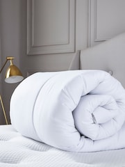 Silentnight Luxury Soft As Silk 13.5 Tog Duvet - Image 3 of 4