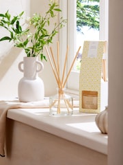 White Jasmine 200ml Fragranced Reed Diffuser - Image 2 of 3