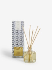Linen 200ml Fragranced Reed Diffuser - Image 4 of 5