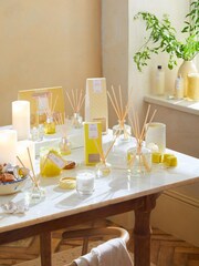 White Jasmine 200ml Refill Fragranced Reed Diffuser - Image 2 of 4