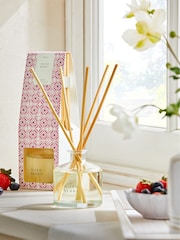 Mixed Berry 200ml Fragranced Reed Diffuser - Image 1 of 4