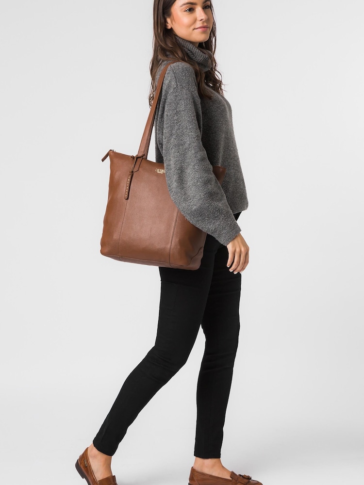 Cultured London Havering Leather Tote Bag - Image 6 of 6