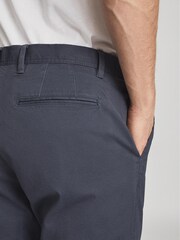 Reiss Airforce Blue Pitch Sl Washed Slim Fit Chinos - Image 5 of 5