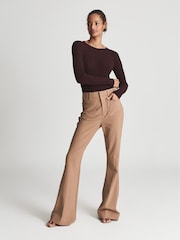 Reiss Burgundy Maeve Rib-Knitted Crew Neck Jumper - Image 4 of 5