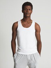 Reiss White Vinnie Stretch Organic Cotton Nightwear Vest - Image 7 of 7