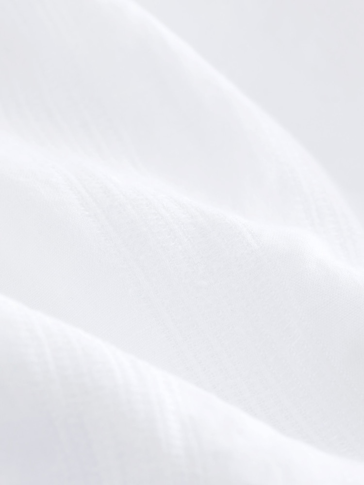 White Linen Blend V-Neck Summer Top - Image 6 of 6
