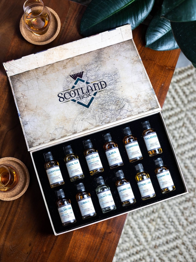 DrinksTime Scotland In A Box Scotch Whisky 12x3cl Gift Set - Image 1 of 2