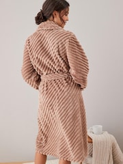 Neutral Carved Dressing Gown - Image 3 of 8