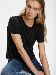 Soaked in Luxury Columbine Short Sleeve T-Shirt - Image 4 of 7