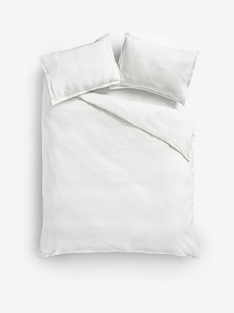 White Waffle Duvet Cover and Pillowcase Set - Image 5 of 5