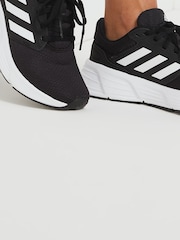 Черный/белый - Кроссовки adidas Galaxy 6 - Image 1 of 4