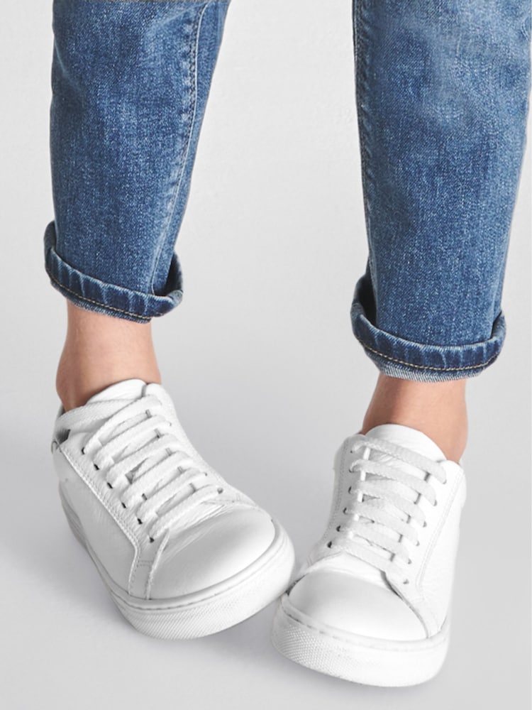 Reiss White Luca Junior Tumbled Leather Trainers - Image 1 of 7