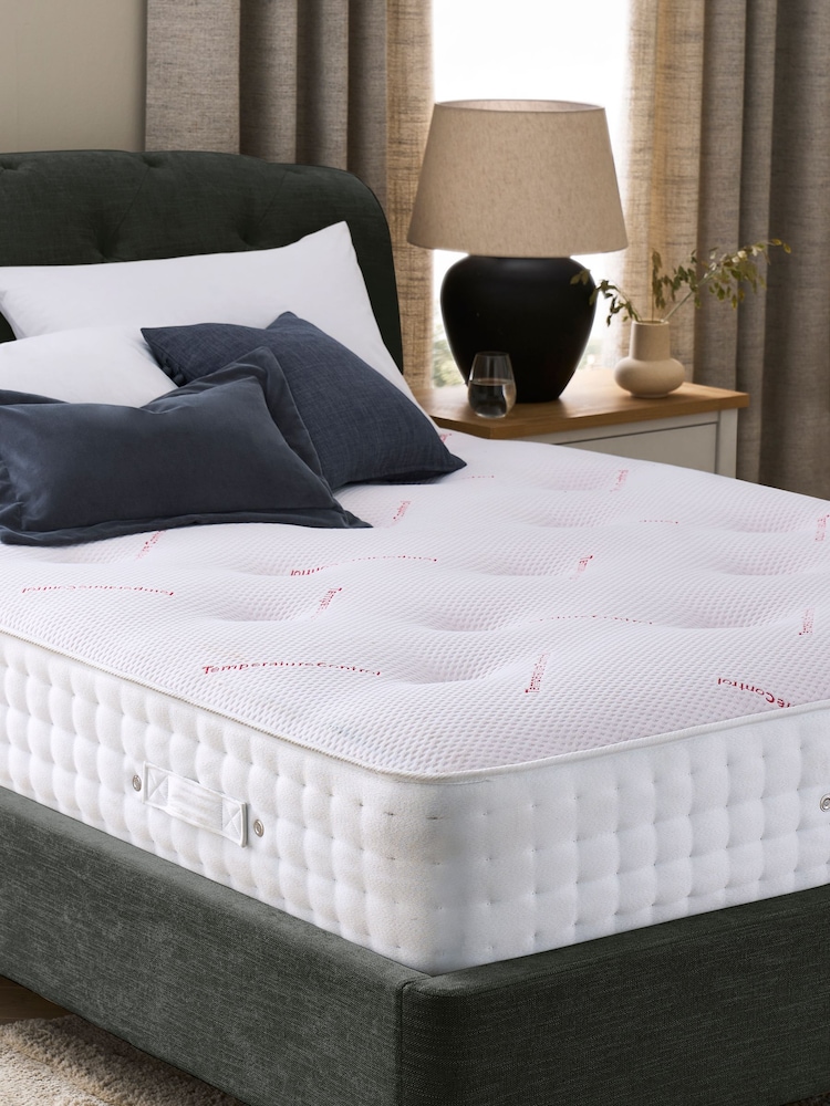 1000 Pocket Sprung Cool Temperature Control Firm Mattress - Image 1 of 5
