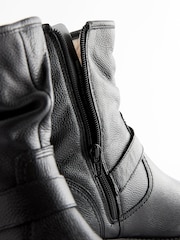 črna - Forever Comfort® Usnje z umetnim krznom obloženi gležnjarji Slouch - Slika 4 iz 6