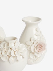 Shabby Chic Set of 3 White Bud Vases - Image 2 of 4