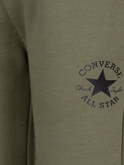 أخضر - طقم بناطيل رياضية وهودي للأطفال الصغار من Converse - صورة 8 من 9