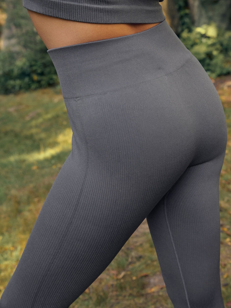 Schiefergrau - Nahtlos gerippte Leggings mit hoher Taille - Image 4 of 6