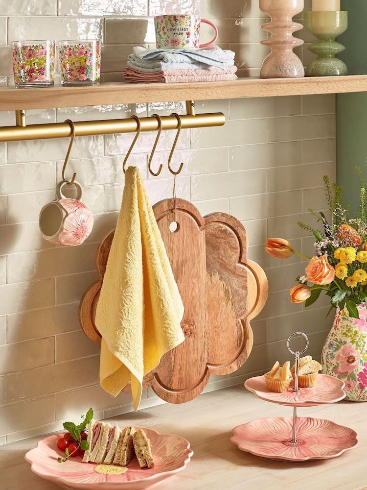 Natural Mango Wood Flower Chopping Board - Image 2 of 5
