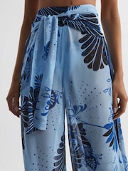 Reiss Blue Print Ginnie Sheer Wide Leg Trousers - Image 4 of 5