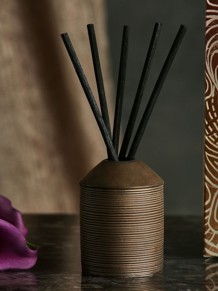 Lemongrass & Ginger Fragranced Reed Diffuser - Image 2 of 4