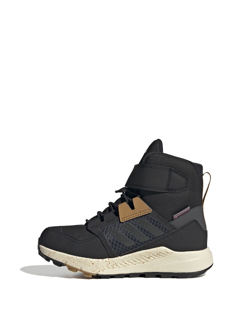 adidas Terrex Trailmaker High Cold.Rdy Hiking Trainers - Image 2 of 8