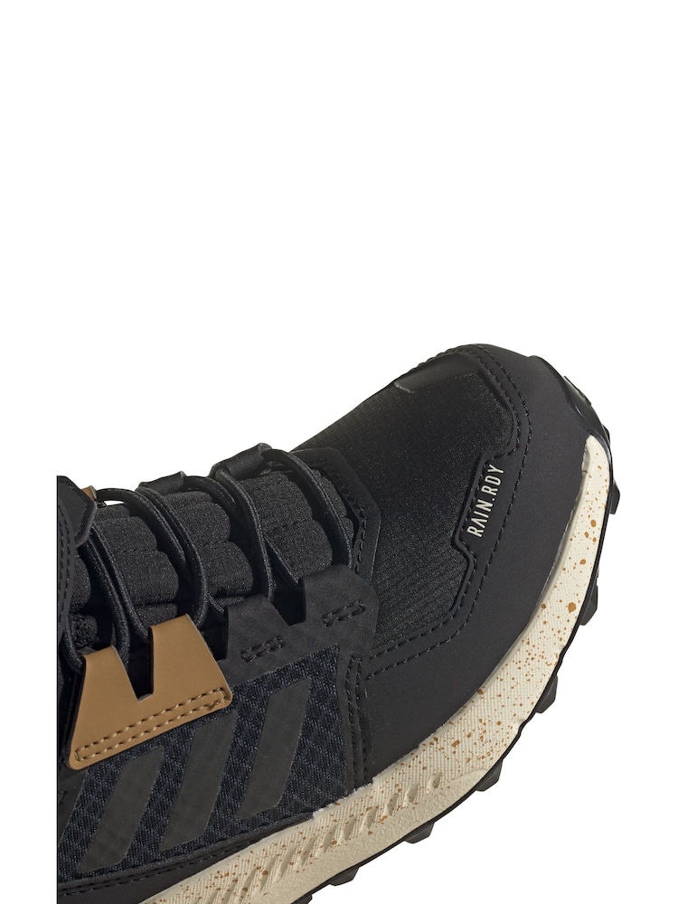 adidas Terrex Trailmaker High Cold.Rdy Hiking Trainers - Image 8 of 8