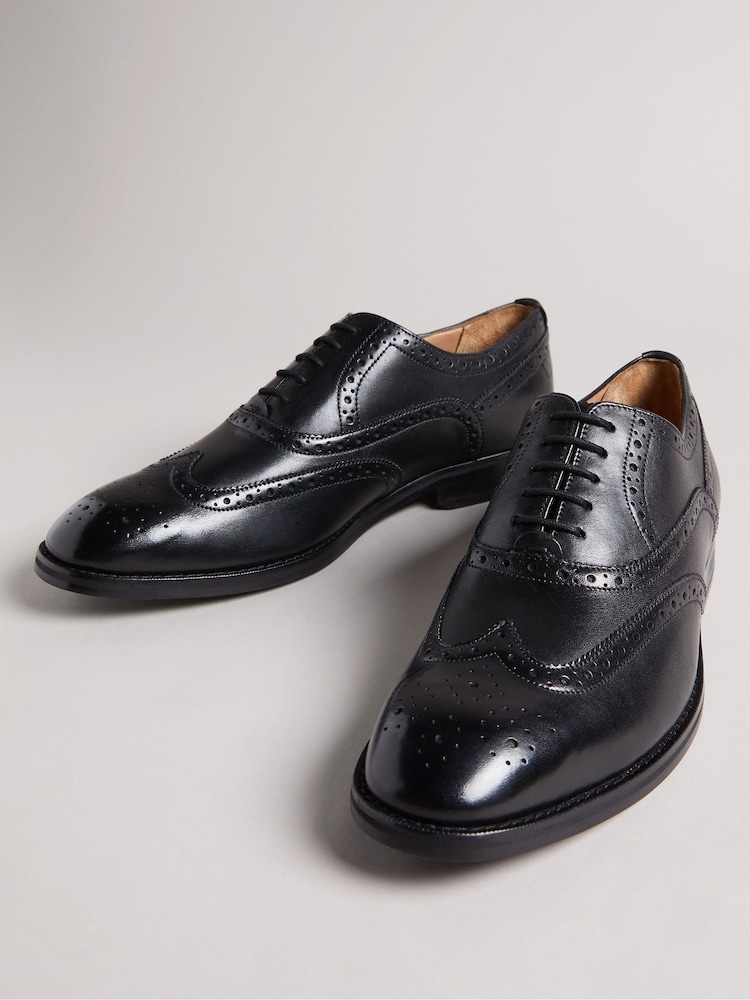 črna - Ted Baker svečano Leather Amaiss gležnjar z luknjičastim vzorcem in vezalkami čevlji - Slika 2 iz 5 črna - Ted Baker svečano Leather Amaiss gležnjar z luknjičastim vzorcem in vezalkami čevlji - Slika 2 iz 5