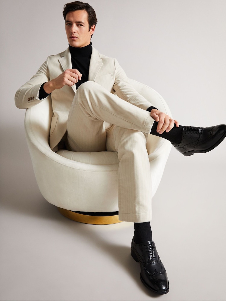 črna - Ted Baker svečano Leather Amaiss gležnjar z luknjičastim vzorcem in vezalkami čevlji - Slika 5 iz 5 črna - Ted Baker svečano Leather Amaiss gležnjar z luknjičastim vzorcem in vezalkami čevlji - Slika 5 iz 5