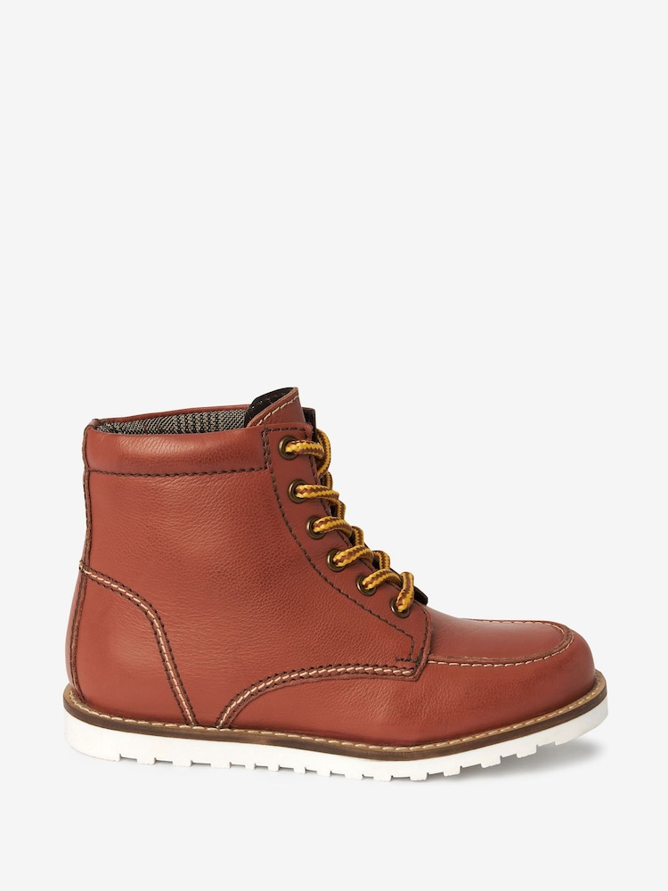 Tan Brown Leather Boots - Image 1 of 4 Tan Brown Leather Boots - Image 1 of 4