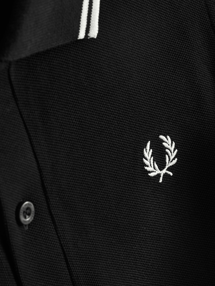 Fred Perry Kids Long Sleeve Twin Tipped Polo Shirt - Image 4 of 4 Fred Perry Kids Long Sleeve Twin Tipped Polo Shirt - Image 4 of 4