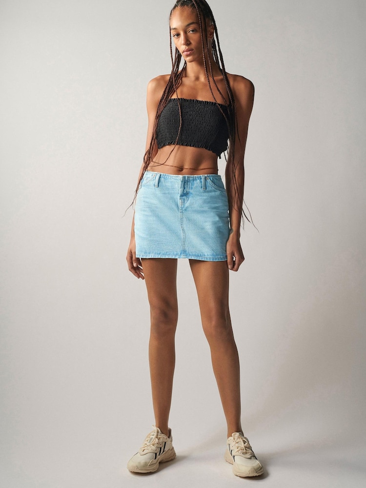 Blau gebleicht - Own Jeans-Minirock mit besonders niedrigem Bund - Bild 1 von 8