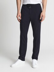 Pantalones elásticos de punto y corte slim Flexo de Reiss - Imagen 3 de 6