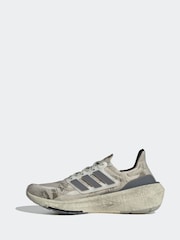 adidas Cream Ultraboost Light Trainers - Image 5 of 10