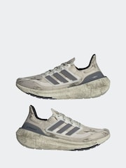 adidas Cream Ultraboost Light Trainers - Image 6 of 10