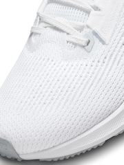 Nike White Air Zoom Pegasus 40 Road Running Trainers - Image 11 of 13