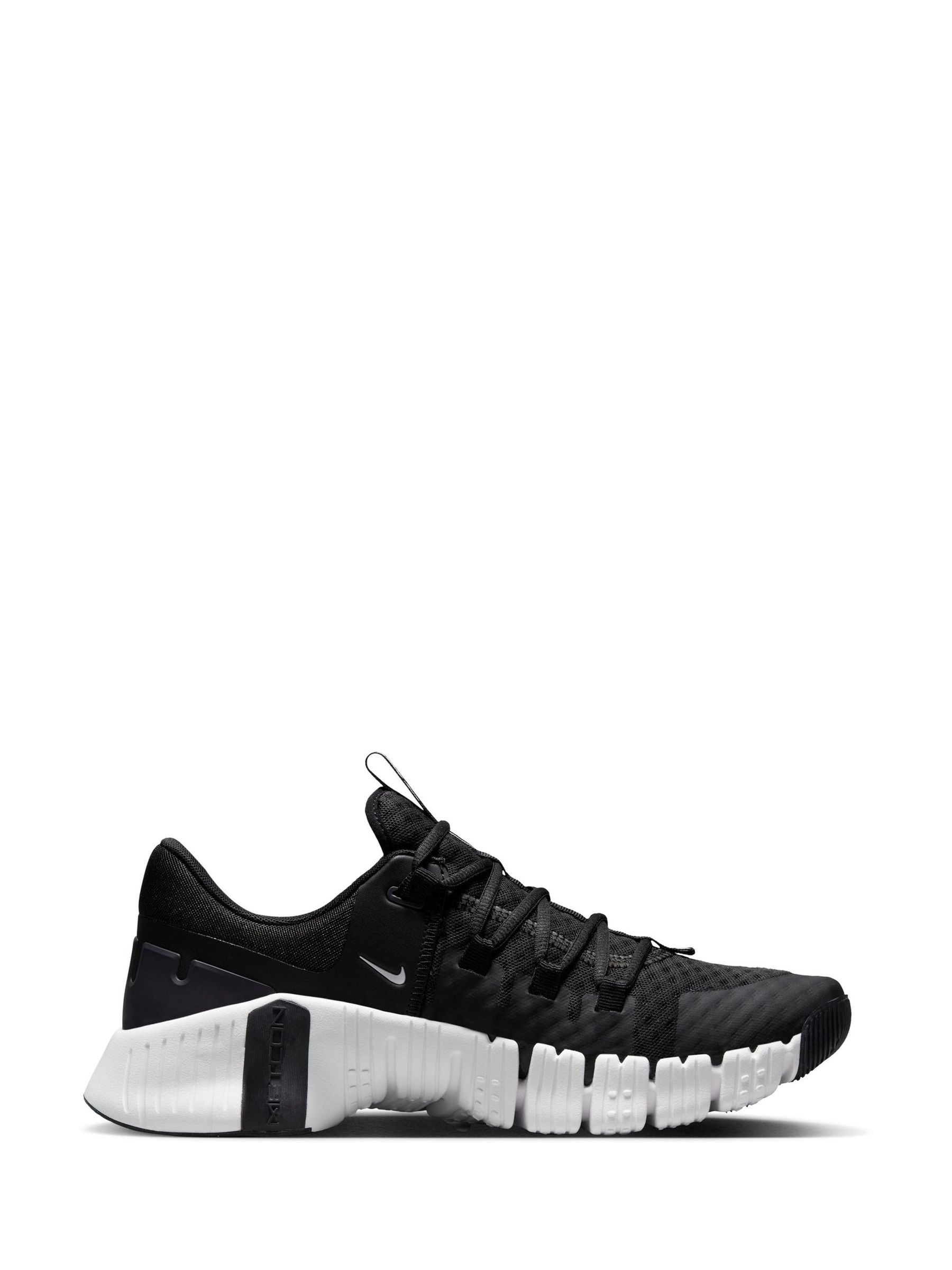 Buy Nike Black White Free Metcon 5 Training Trainers from Next Luxembourg