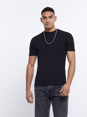 River Island Black Muscle Fit 100% Cotton T-Shirt - Image 1 of 4