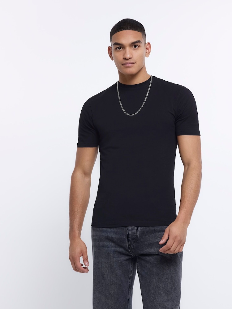 River Island Black Muscle Fit 100% Cotton T-Shirt - Image 1 of 4