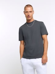 رمادي - تيشرت من القطن 100% تلبيس رشيق من River Island - صورة 1 من 1